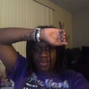 Meet your Posher, Elijah